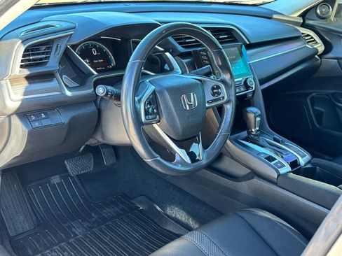 Used 2019 Honda Civic EX image 10