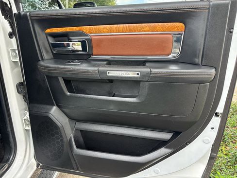 Used 2016 RAM 1500 Laramie Longhorn w/ Convenience Group AWD/4WD image 27