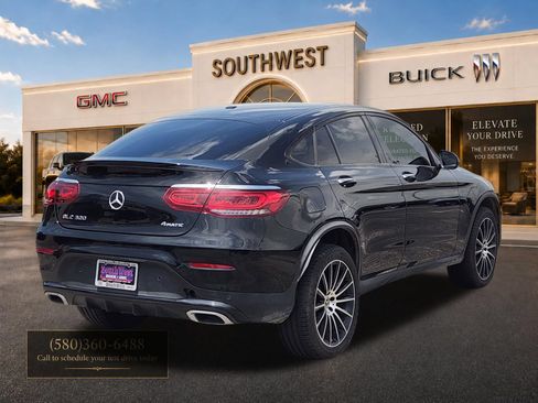 Used 2020 Mercedes-Benz GLC 300 4MATIC Coupe image 5
