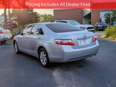 Used 2007 Toyota Camry LE FWD image 7