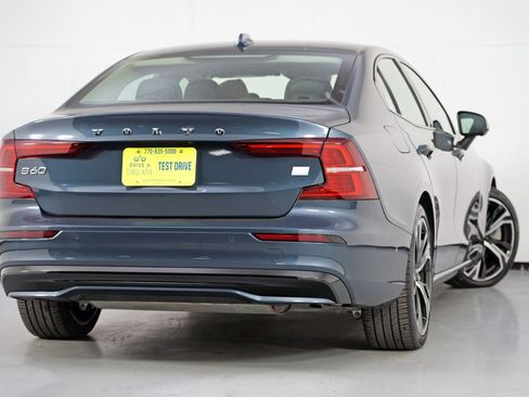 Used 2023 Volvo S60 T8 Plus AWD/4WD image 5