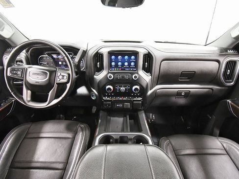 Used 2023 GMC Sierra 3500 Denali w/ Denali Ultimate Package image 3