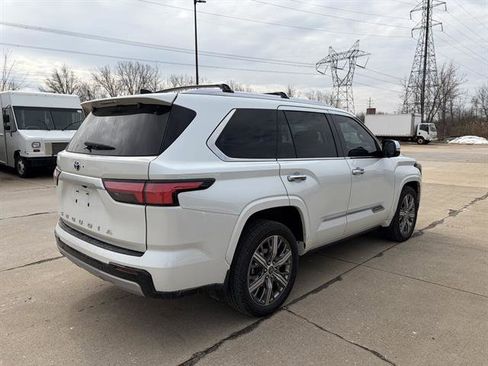 Used 2023 Toyota Sequoia Capstone image 2