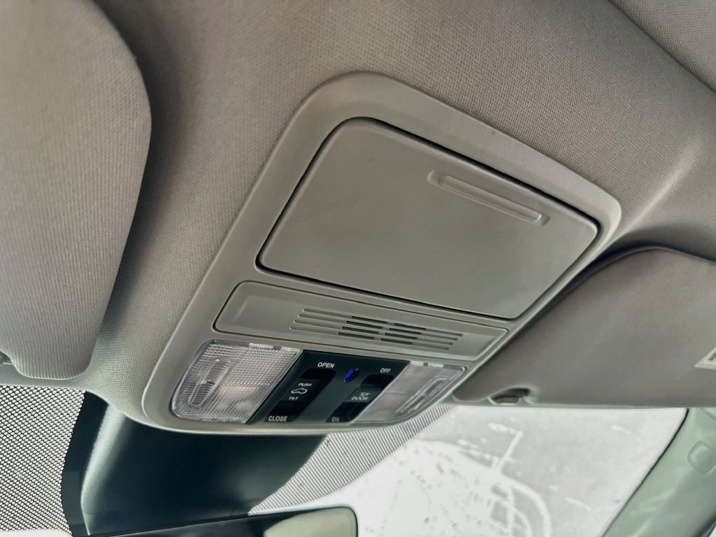 Used 2024 Honda Odyssey EX-L image 37