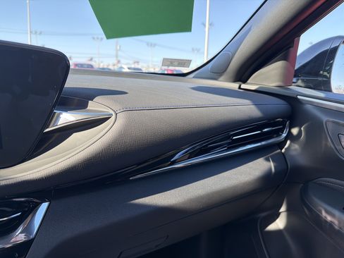 Certified 2025 Buick Envista Sport Touring w/ Convenience I Package image 17