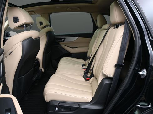 Certified 2024 Acura MDX SH-AWD image 8