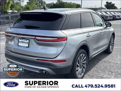 Used 2024 Lincoln Corsair Reserve w/ Equipment Group 201A AWD/4WD image 3