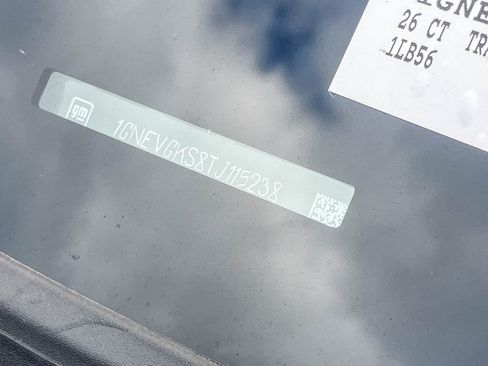 Used 2026 Chevrolet Traverse LT w/ Driver Confidence Package image 27