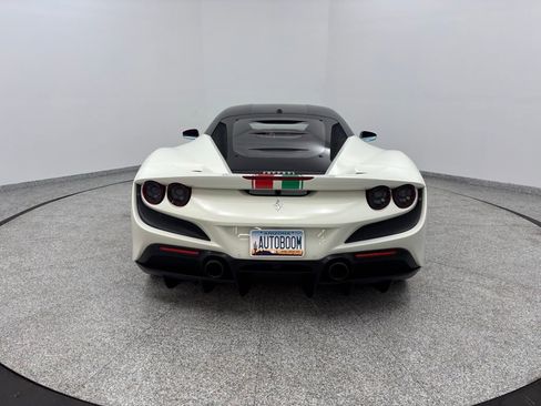 Used 2020 Ferrari F8 Tributo RWD image 9