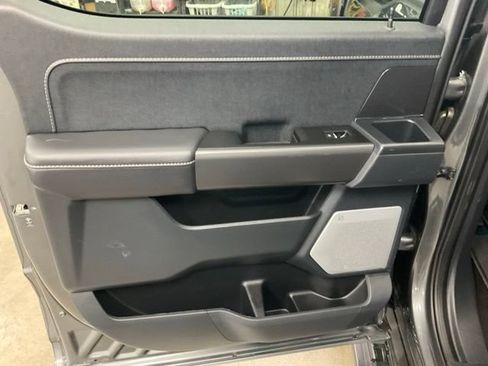 Used 2025 Ford F150 Lariat w/ Equipment Group 502A High AWD/4WD image 13