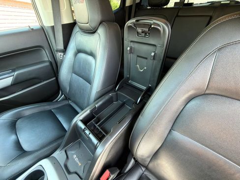 Used 2018 Chevrolet Colorado ZR2 w/ ZR2 Midnight Special Edition AWD/4WD image 32