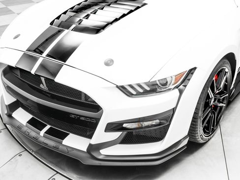 Used 2022 Ford Mustang Shelby GT500 w/ Technology Package image 39