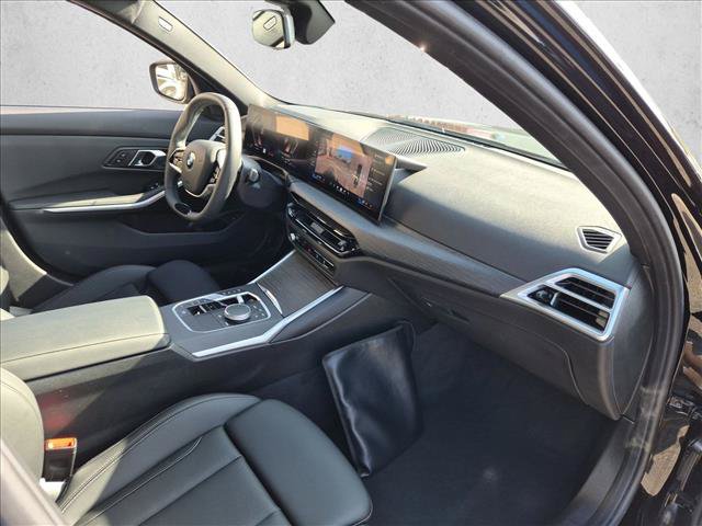 Used 2025 BMW 330i Sedan w/ Convenience Package RWD image 23