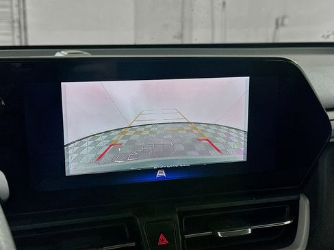 Used 2024 Chevrolet TrailBlazer LS image 23