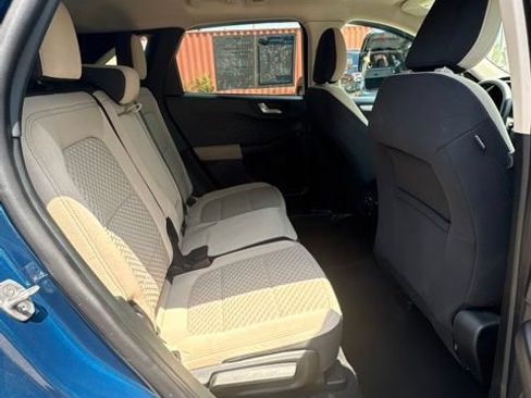 Used 2020 Ford Escape SE FWD image 16