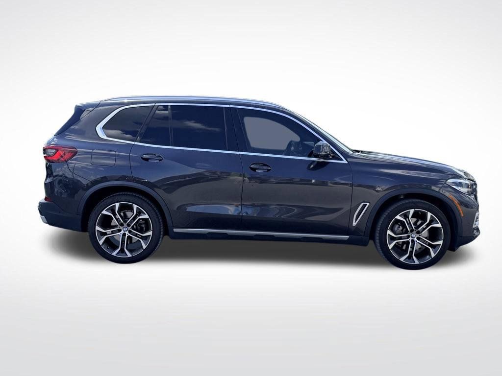 Used 2022 BMW X5 sDrive40i w/ Premium Package RWD image 8