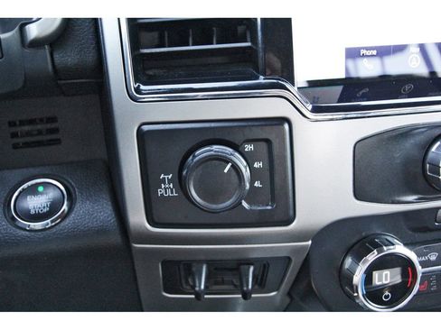 Certified 2022 Ford F350 Lariat w/ Black Appearance Package AWD/4WD image 26