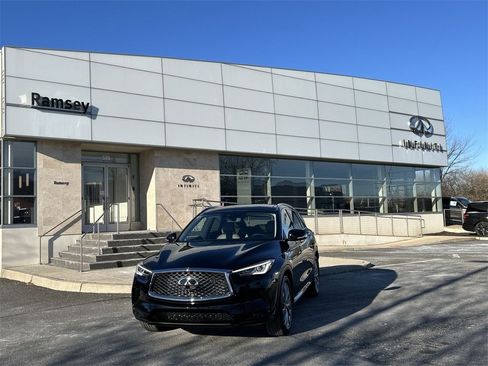 Certified 2024 INFINITI QX50 Luxe image 1