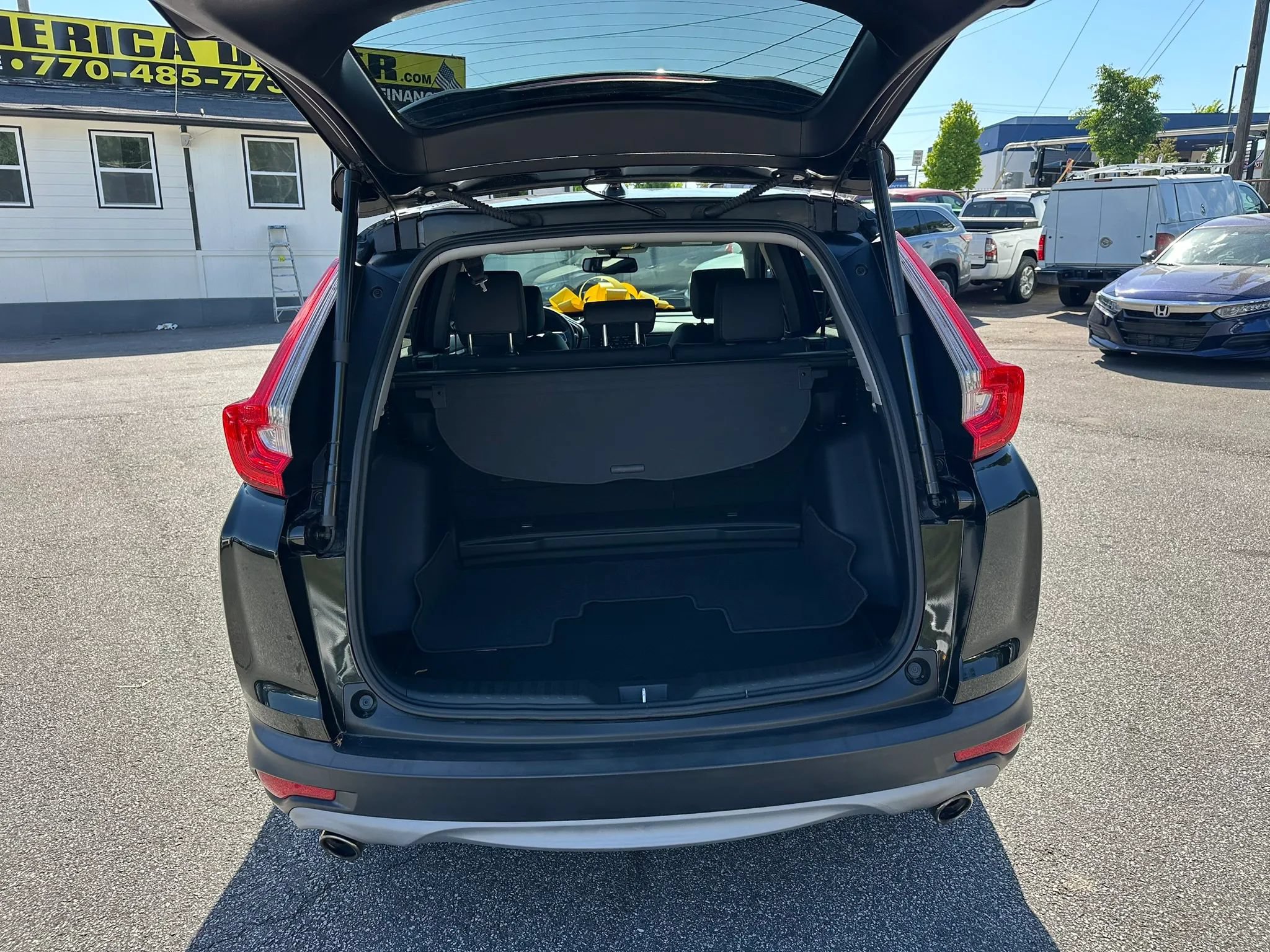 Used 2017 Honda CR-V Touring image 18