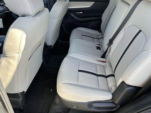 New 2024 MAZDA CX-90 Plug-In Hybrid w/ Preferred image 25