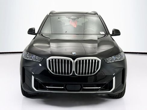 Used 2024 BMW X5 xDrive40i w/ Premium Package AWD/4WD image 2