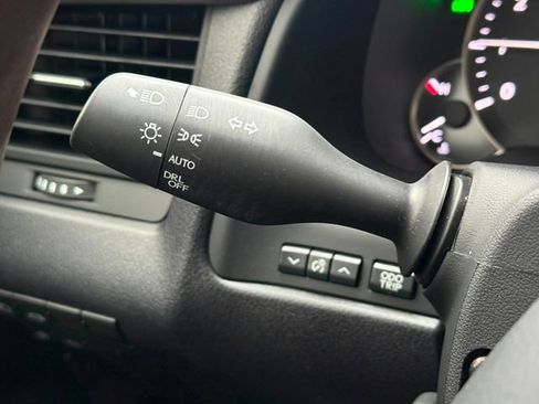 Certified 2022 Lexus RX 350 AWD w/ Premium Package image 18