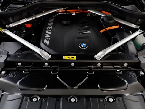 New 2026 BMW X5 xDrive50e w/ Executive Package AWD/4WD image 24