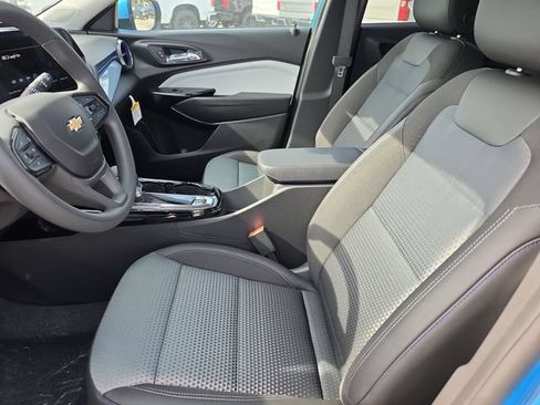 New 2026 Chevrolet Trax LT FWD image 13