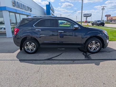 Used 2017 Chevrolet Equinox Premier w/ Enhanced Convenience Package FWD image 2