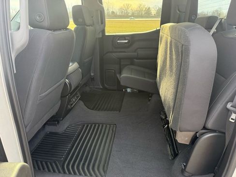 Used 2021 Chevrolet Silverado 1500 LT image 14