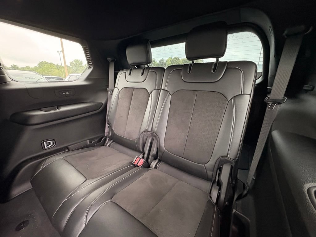 Used 2023 Jeep Grand Cherokee L Laredo AWD/4WD image 26