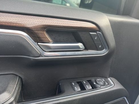 Used 2024 Chevrolet Silverado 1500 LT image 12