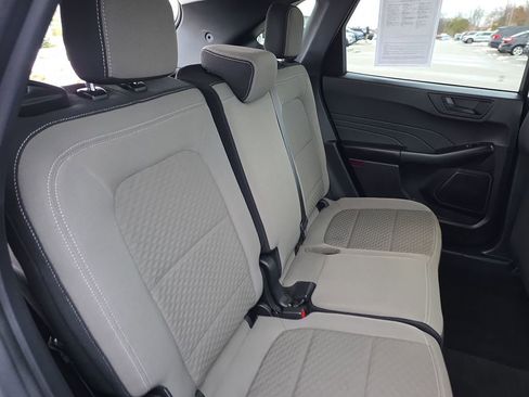 Used 2022 Ford Escape SE w/ Cold Weather Package image 34