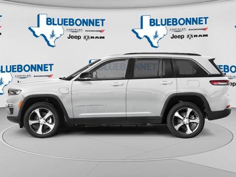Used 2022 Jeep Grand Cherokee Limited 4xe AWD/4WD image 3