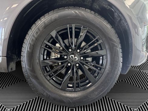 Used 2024 INFINITI QX80 Luxe AWD/4WD image 10