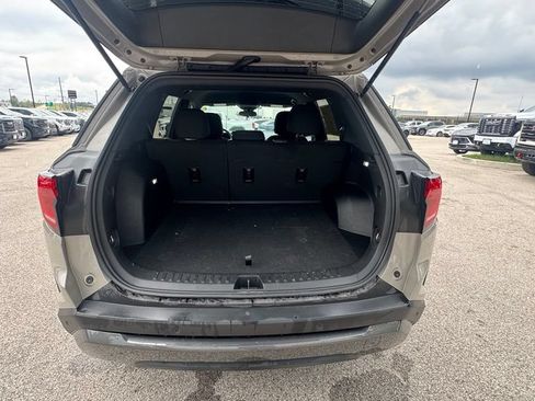 Used 2025 GMC Terrain Elevation AWD/4WD image 4