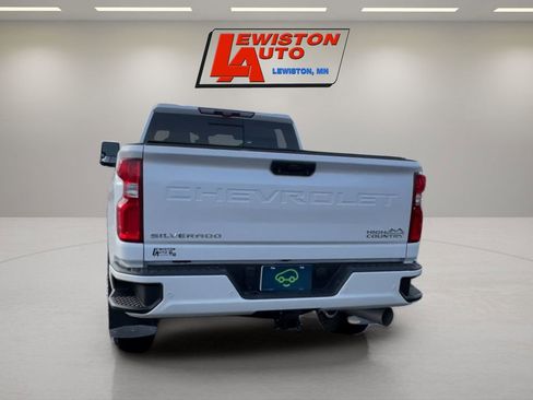 Certified 2021 Chevrolet Silverado 3500 High Country w/ Z71 Off-Road Package image 4