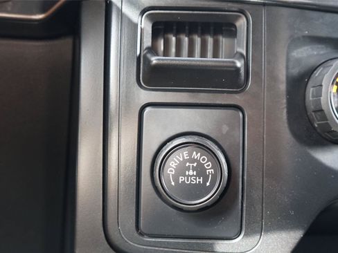 Used 2023 Ford F150 XL RWD image 14
