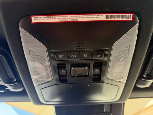Used 2019 Toyota RAV4 XSE AWD/4WD image 26