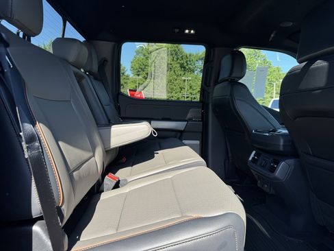 New 2025 Ford F150 Lariat w/ Equipment Group 502A High image 19