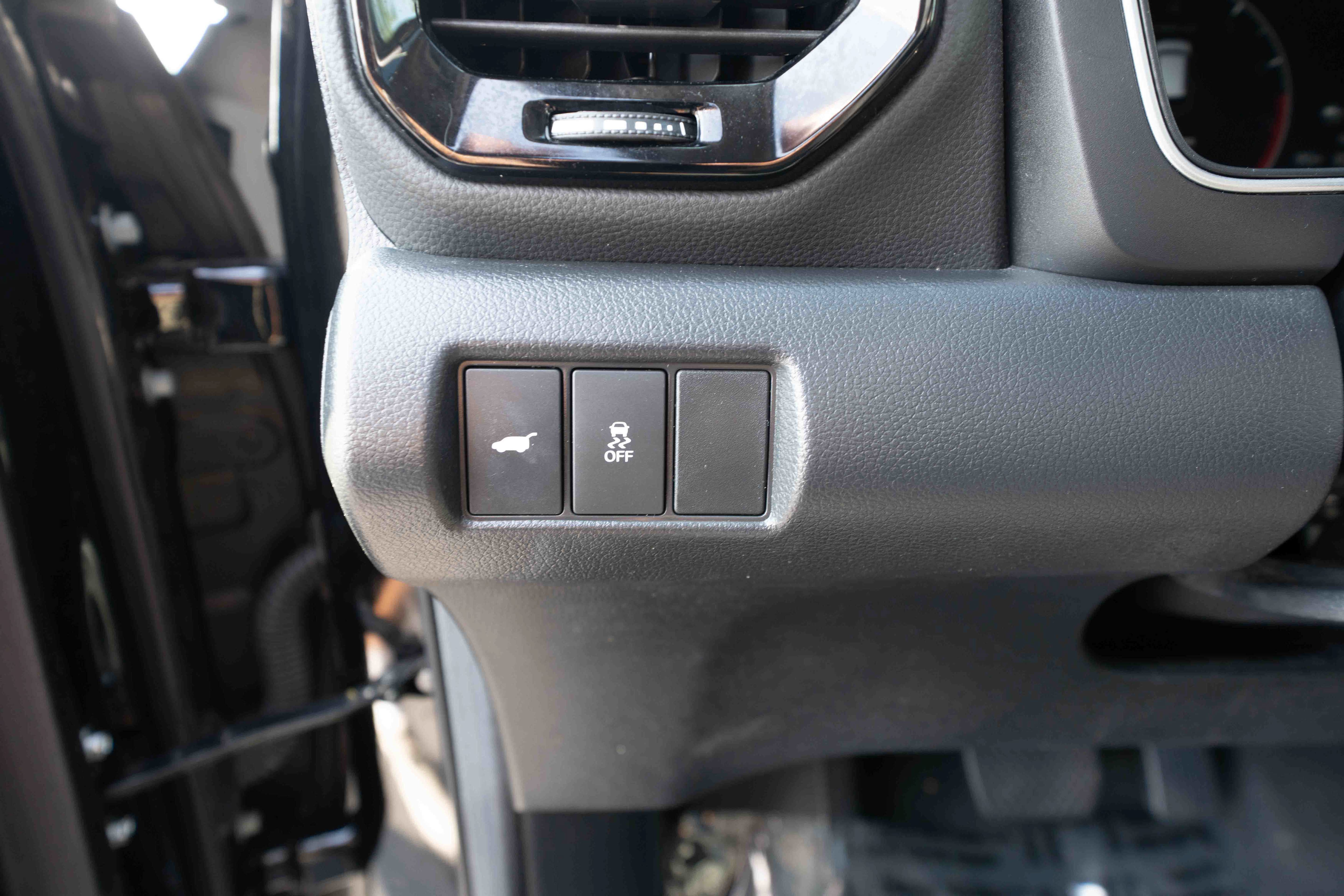 Used 2024 Honda Pilot Touring image 11