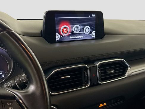 Used 2018 MAZDA CX-5 Touring image 18