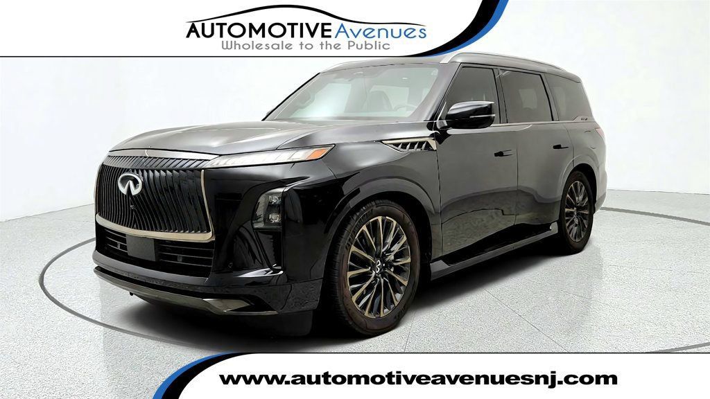 Used 2025 INFINITI QX80 Autograph AWD/4WD image 1