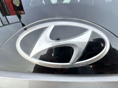 Used 2022 Hyundai Tucson Limited AWD/4WD image 32