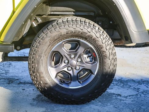 Certified 2023 Jeep Gladiator Rubicon w/ LED Lighting Group image 12