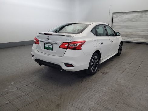 Used 2019 Nissan Sentra SR w/ Premium Package (SR) FWD image 9