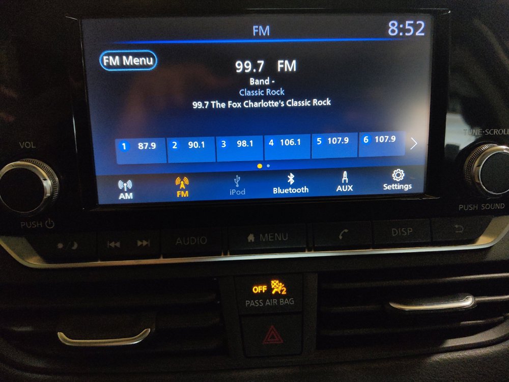 Used 2024 Nissan Altima 2.5 S FWD image 25