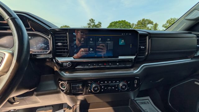 Used 2023 Chevrolet Silverado 1500 RST w/ All Star Edition Plus AWD/4WD image 17