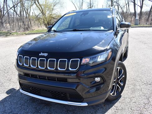 Used 2022 Jeep Compass Limited image 12