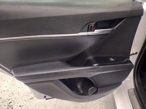 Used 2019 Toyota Camry LE w/ Carpet Mat Package FWD image 21